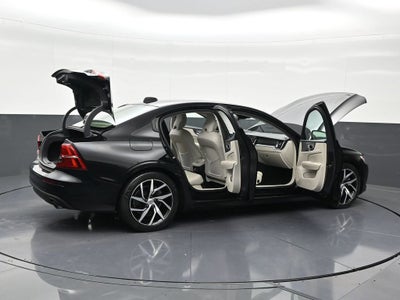 2019 Volvo S60 Momentum