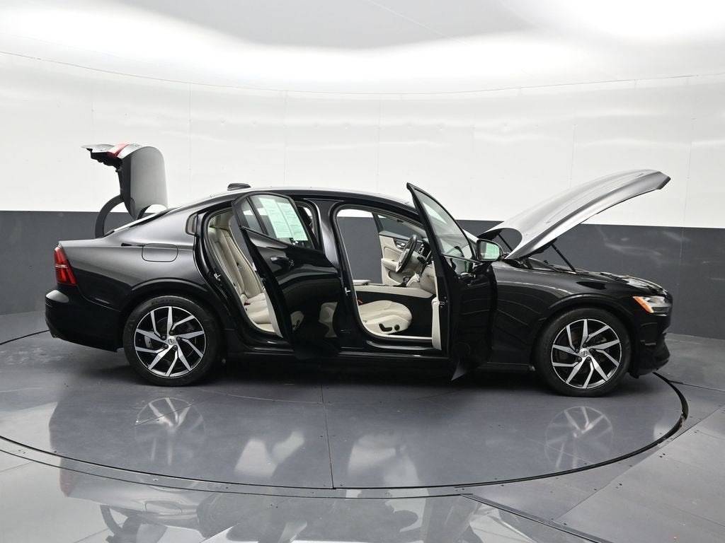 2019 Volvo S60 Momentum