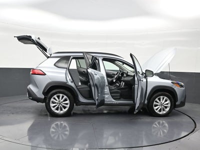 2024 Toyota Corolla Cross LE