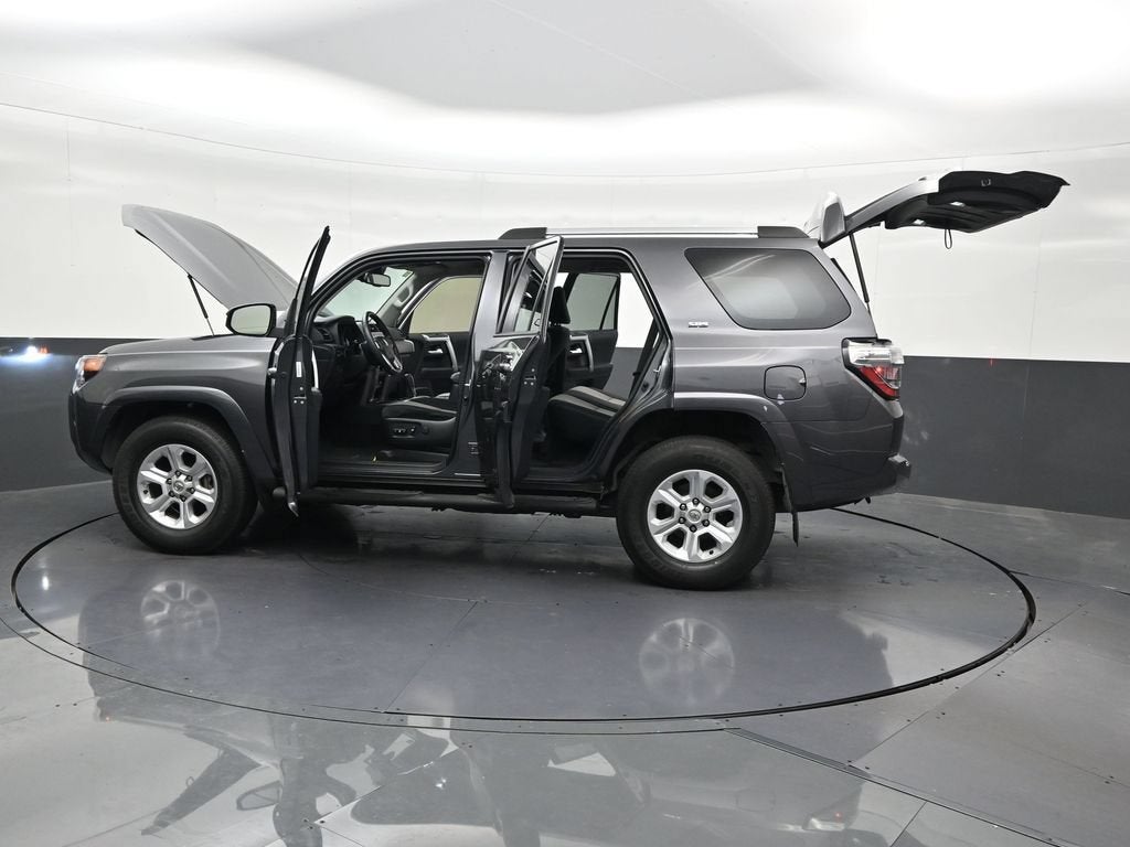 2022 Toyota 4Runner SR5