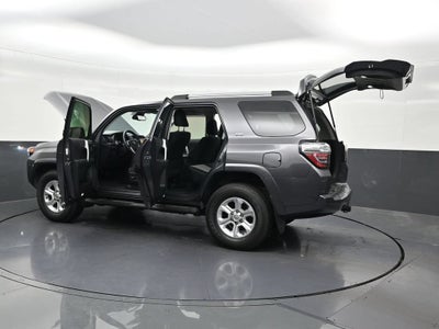 2022 Toyota 4Runner SR5