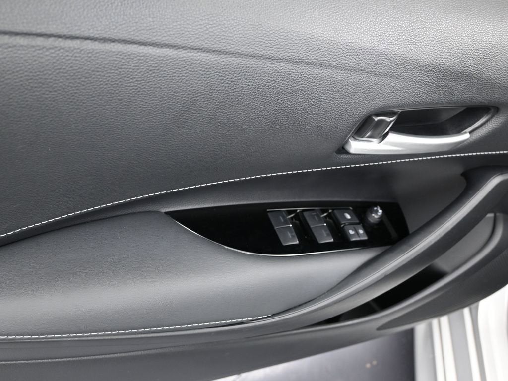 2022 Toyota Corolla Hatchback SE