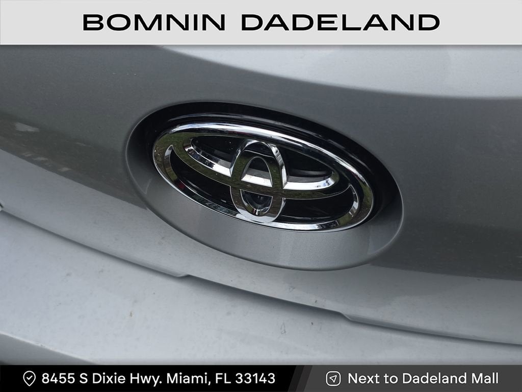 2022 Toyota Corolla Hatchback SE