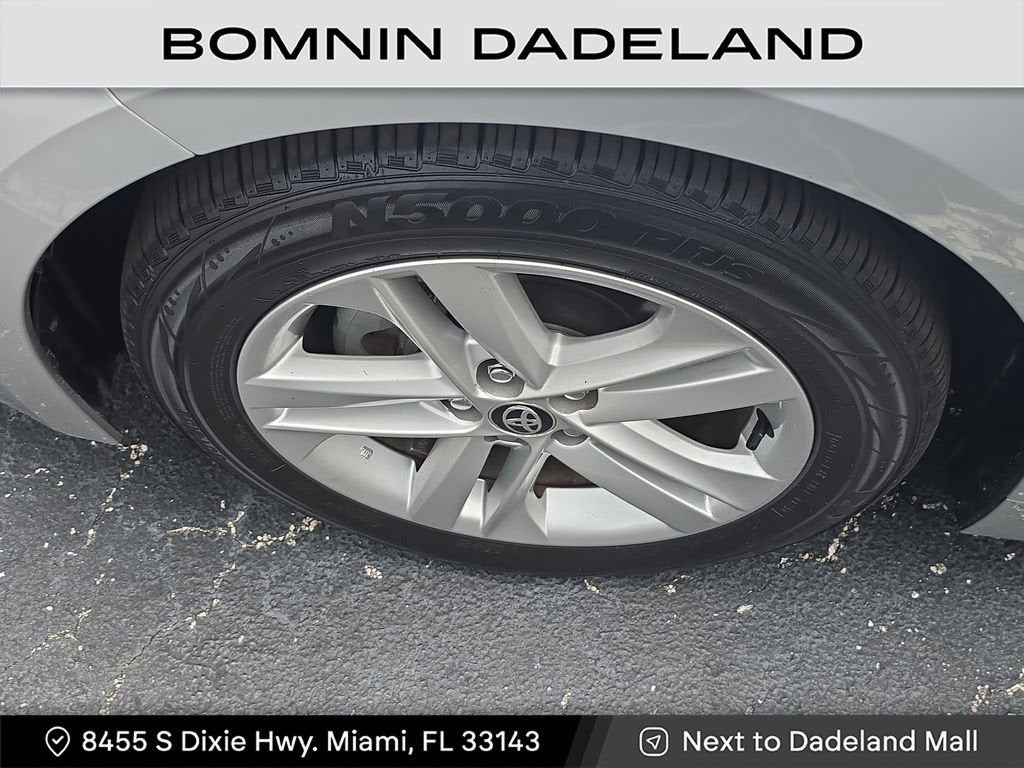 2022 Toyota Corolla Hatchback SE