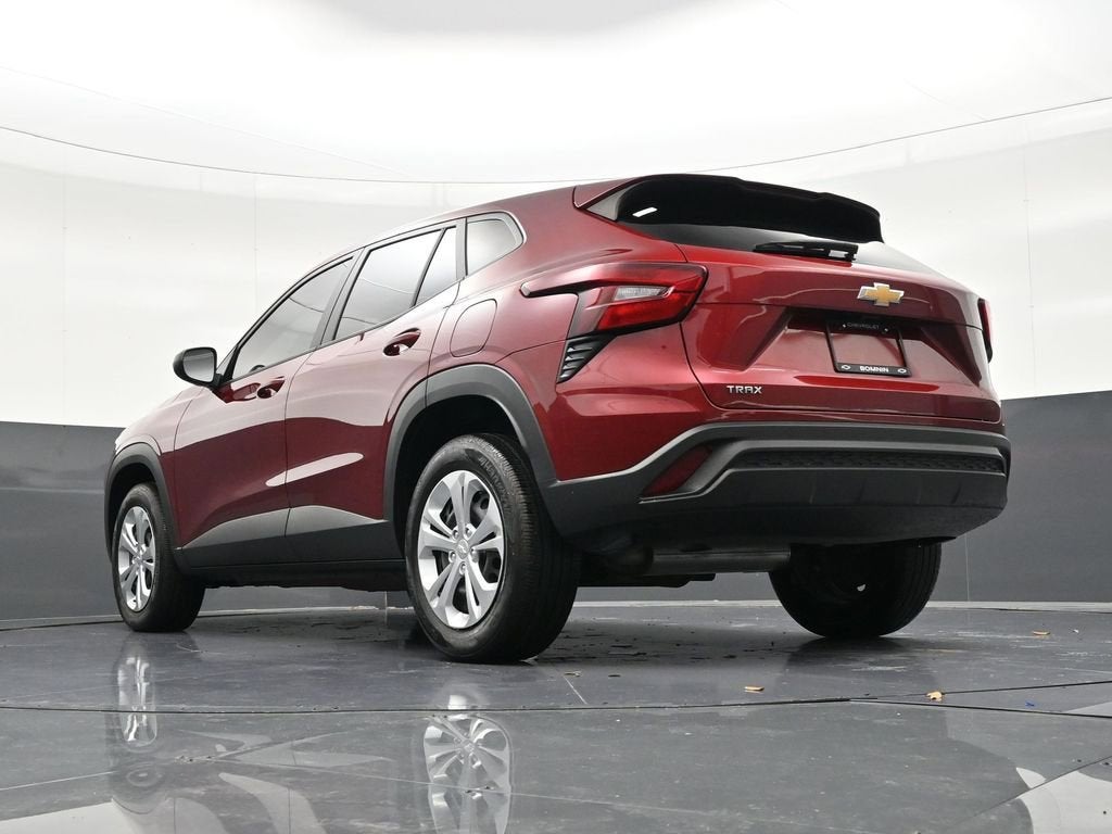 2025 Chevrolet Trax LS