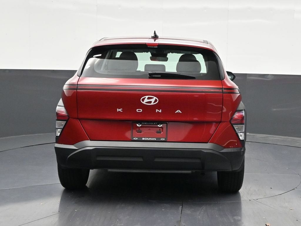 2025 Hyundai Kona SE