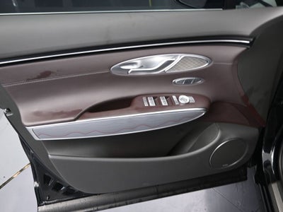 2022 Genesis GV70 2.5T