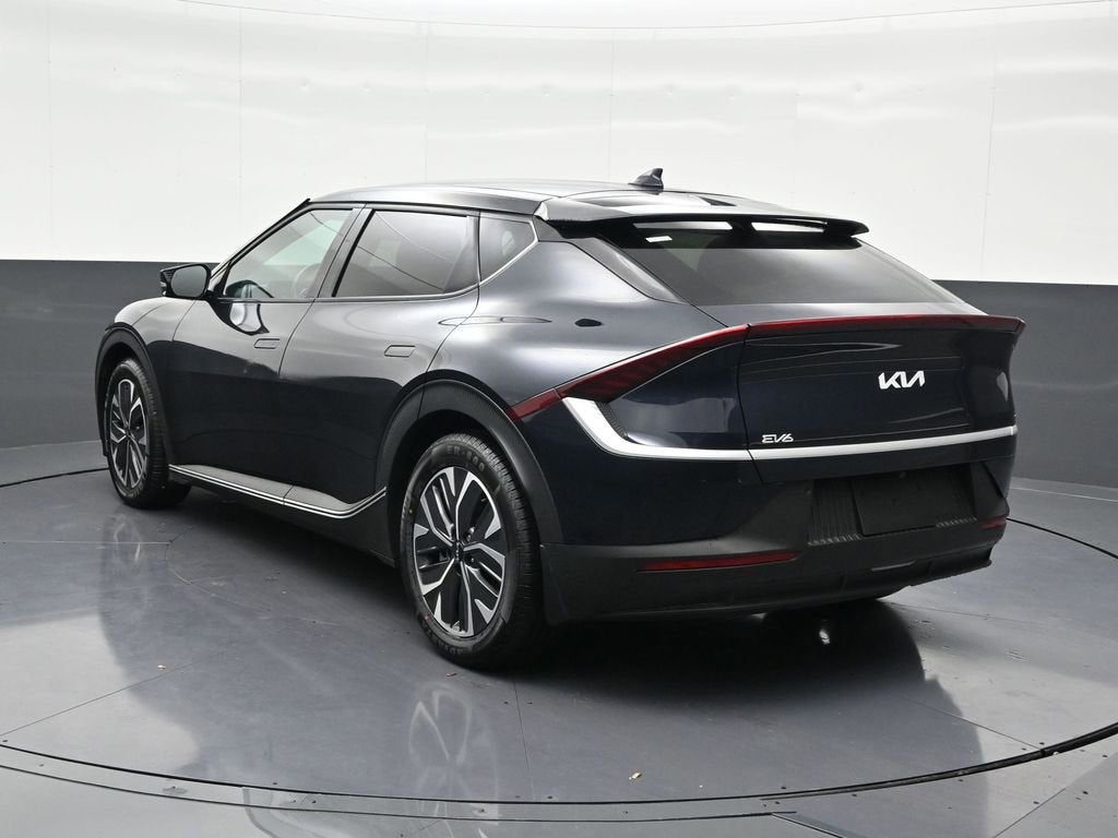2022 Kia EV6 Light