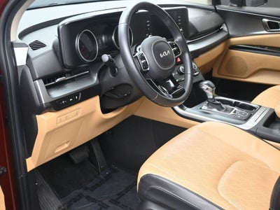2023 Kia Carnival LX