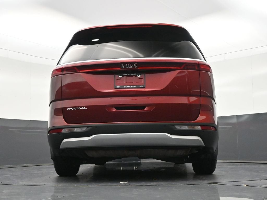 2023 Kia Carnival LX