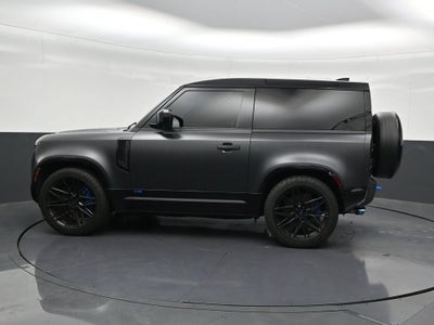 2023 Land Rover Defender V8