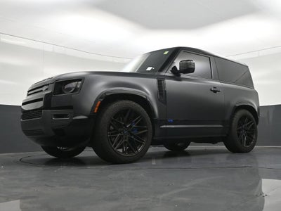 2023 Land Rover Defender V8