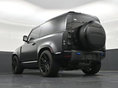 2023 Land Rover Defender V8
