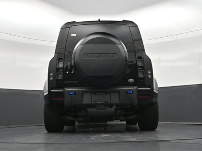 2023 Land Rover Defender V8