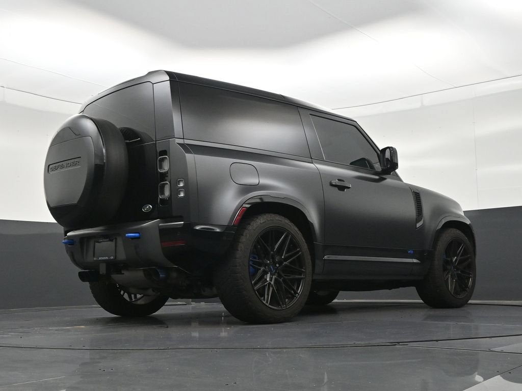 2023 Land Rover Defender V8