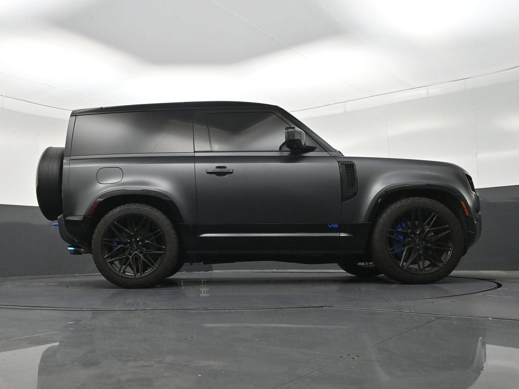 2023 Land Rover Defender V8