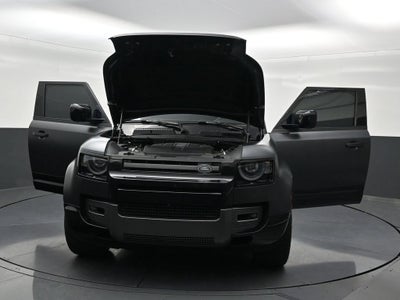 2023 Land Rover Defender V8
