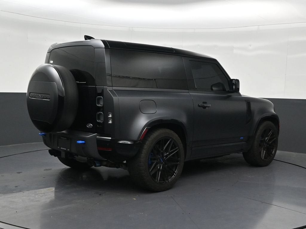 2023 Land Rover Defender V8
