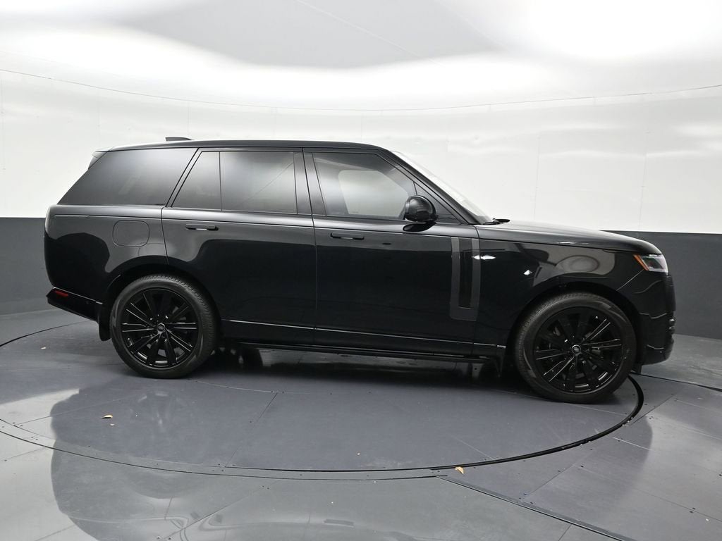 2023 Land Rover Range Rover SE