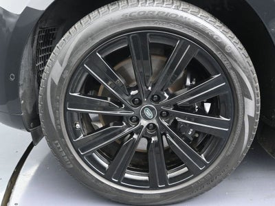 2023 Land Rover Range Rover SE