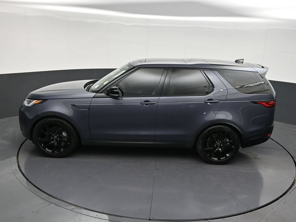 2024 Land Rover Discovery P300 S