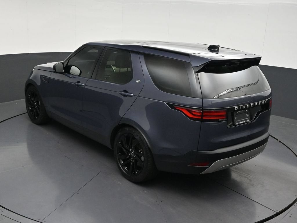 2024 Land Rover Discovery P300 S