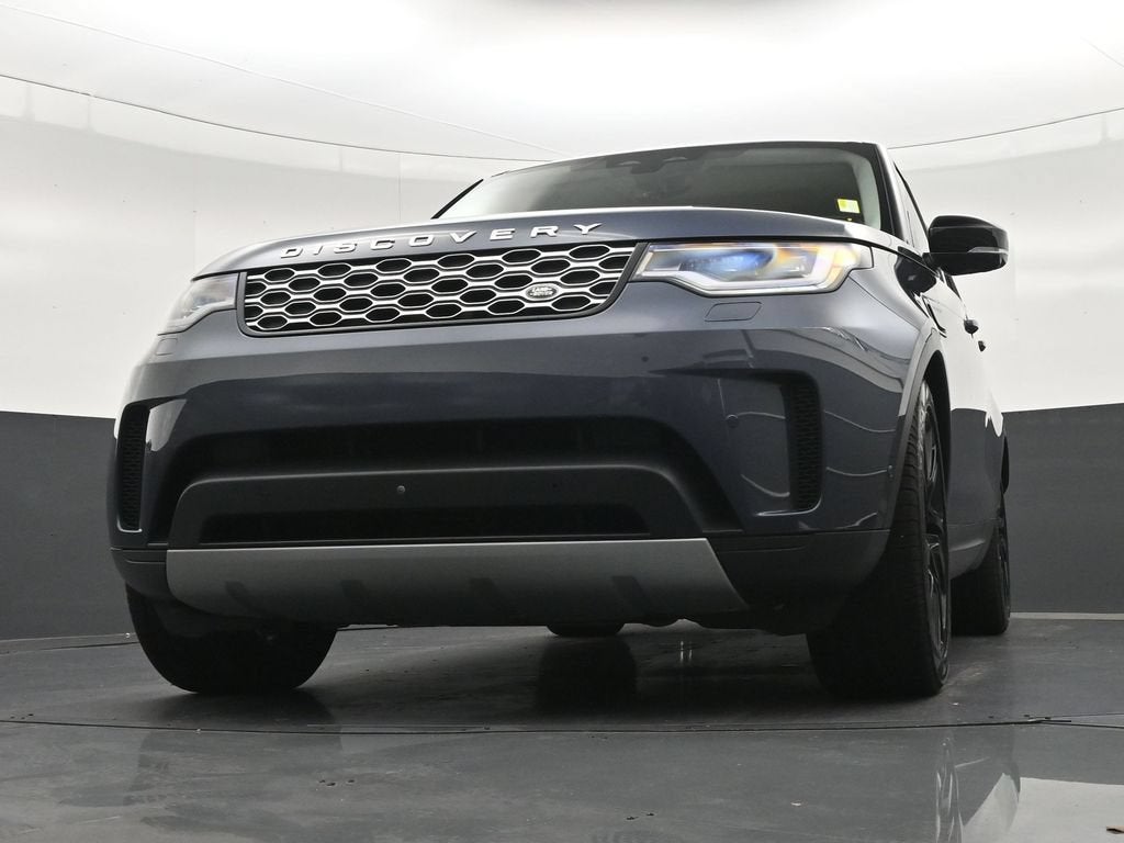 2024 Land Rover Discovery P300 S
