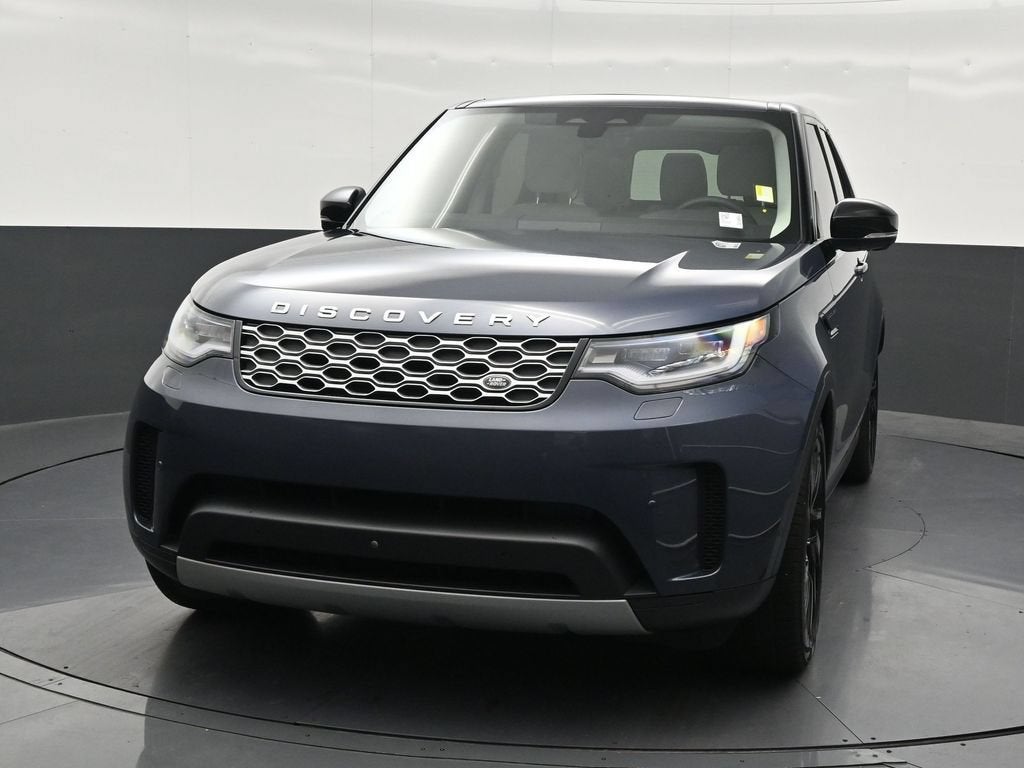 2024 Land Rover Discovery P300 S