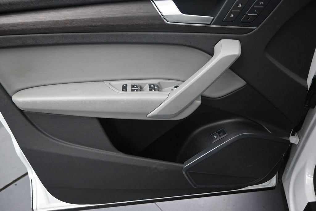 2022 Audi Q5 Premium 40 TFSI quattro S tronic
