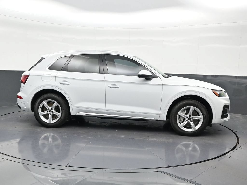 2022 Audi Q5 Premium 40 TFSI quattro S tronic