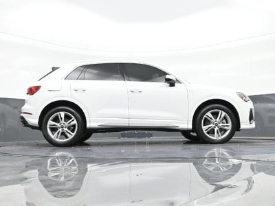 2023 Audi Q3 S line Premium