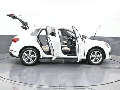 2023 Audi Q3 S line Premium
