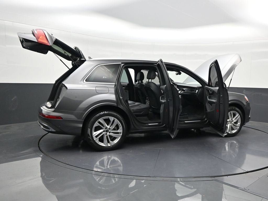 2021 Audi Q7 Premium Plus