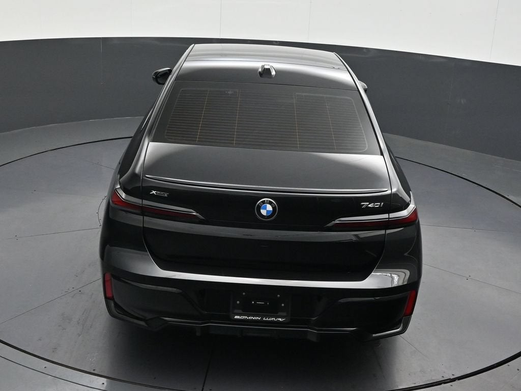 2025 BMW 740i xDrive