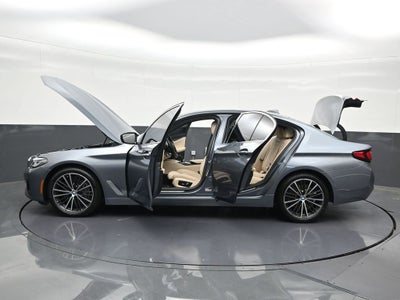 2022 BMW 540 i