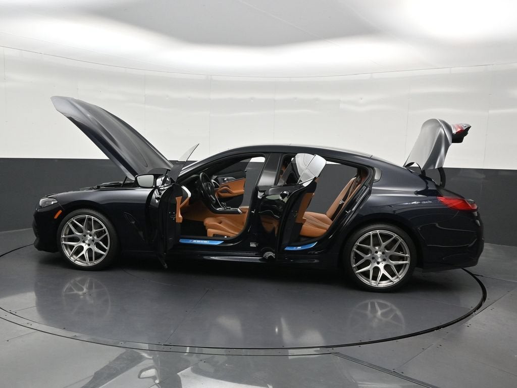 2025 BMW 8 Series M850i