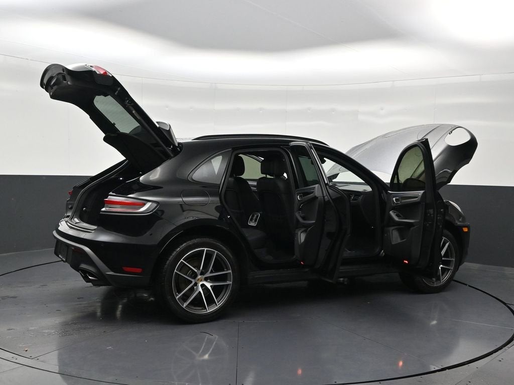 2022 Porsche Macan 4DR AWD