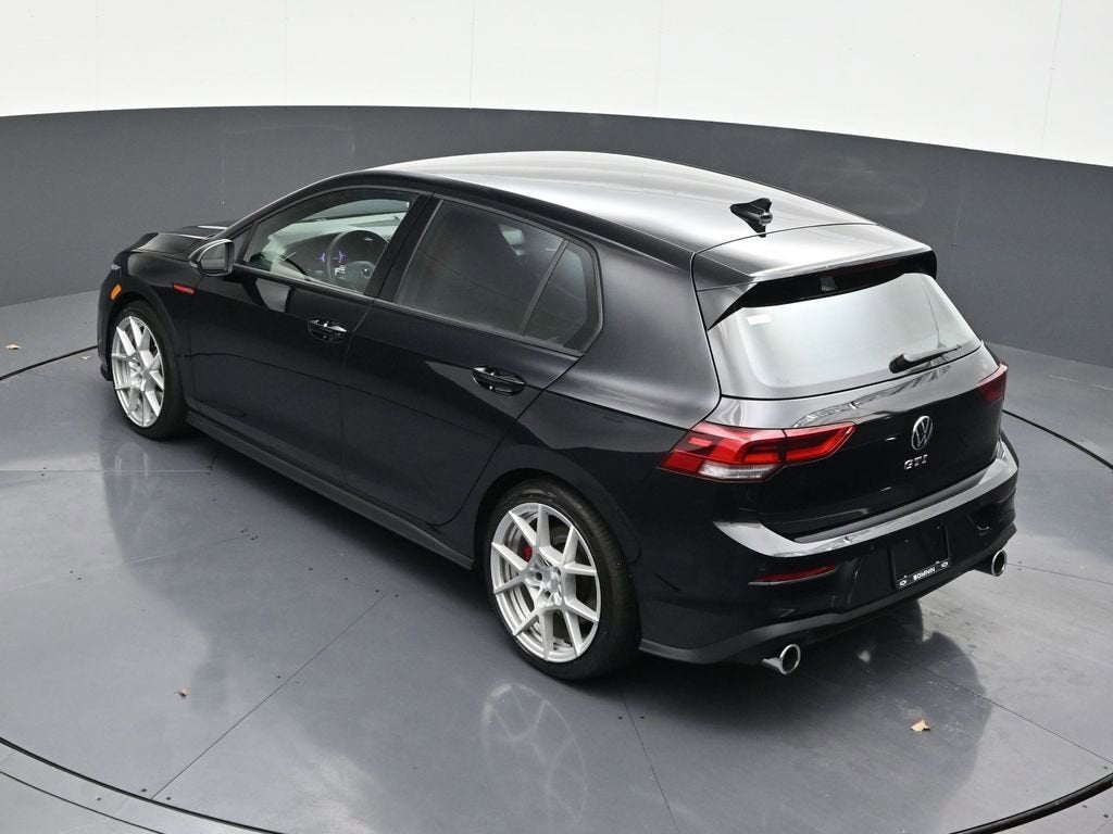 2022 Volkswagen Golf GTI S