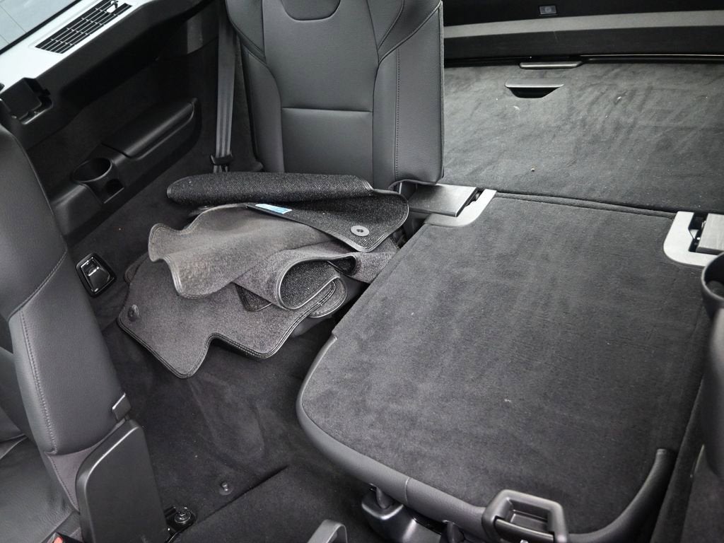 2023 Volvo XC90 Plus