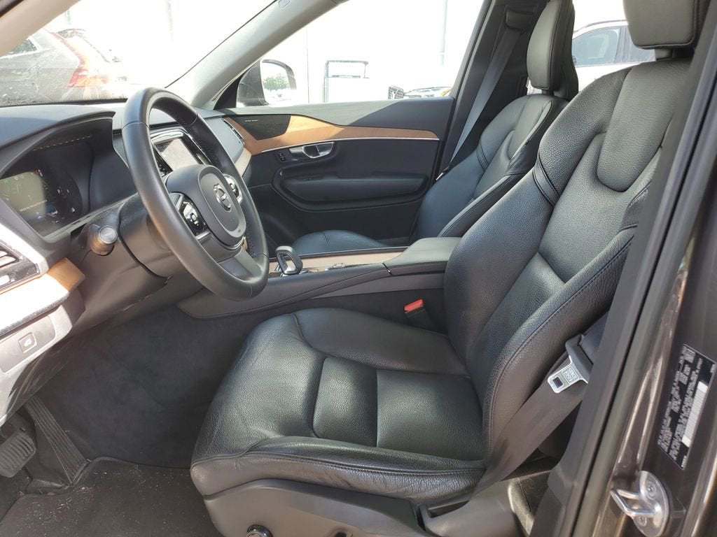 2023 Volvo XC90 Plus