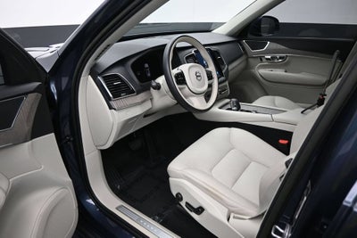 2023 Volvo XC90 B6 Plus 6-Seater