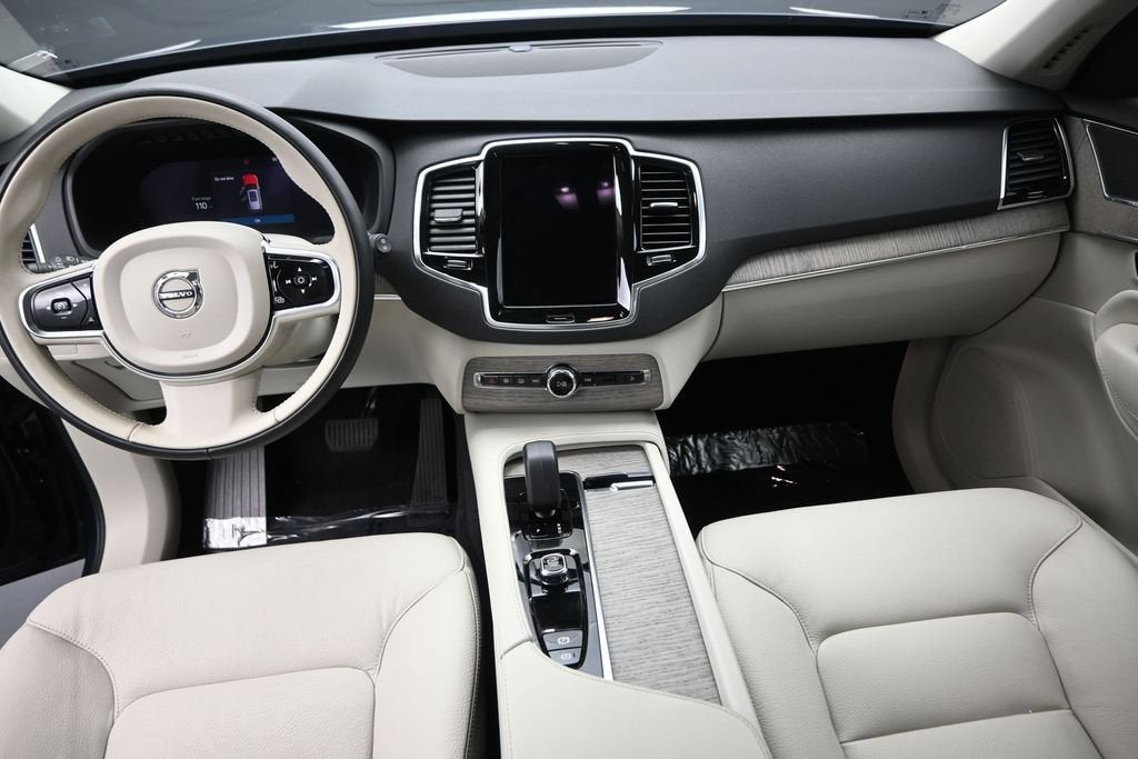 2023 Volvo XC90 B6 Plus 6-Seater