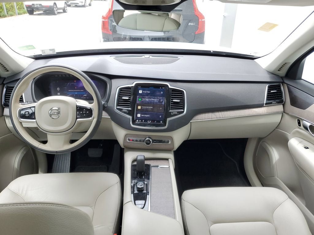 2024 Volvo XC90 Plus Bright Theme