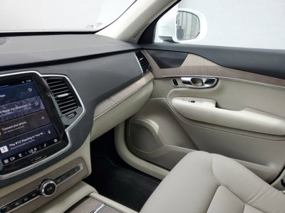 2024 Volvo XC90 Plus Bright Theme