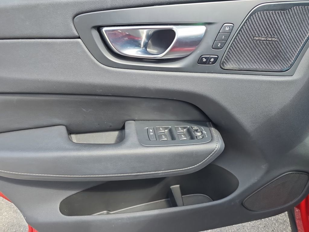 2022 Volvo XC60 Inscription