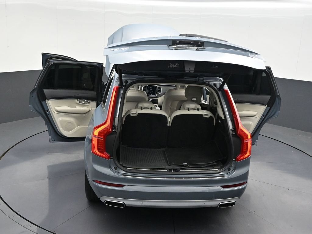 2020 Volvo XC90 Momentum