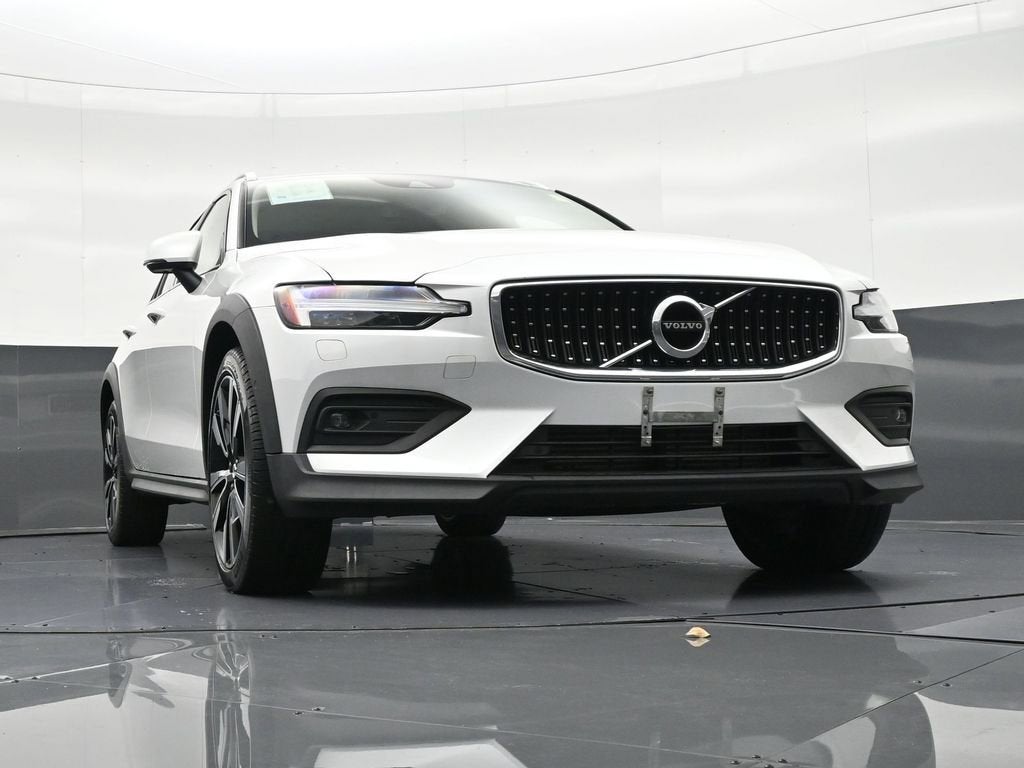 2022 Volvo V60 Cross Country 4DR AWD T5
