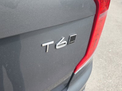 2019 Volvo XC90 Momentum