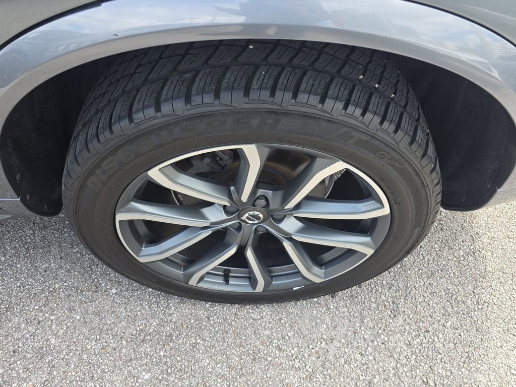 2019 Volvo XC90 Momentum