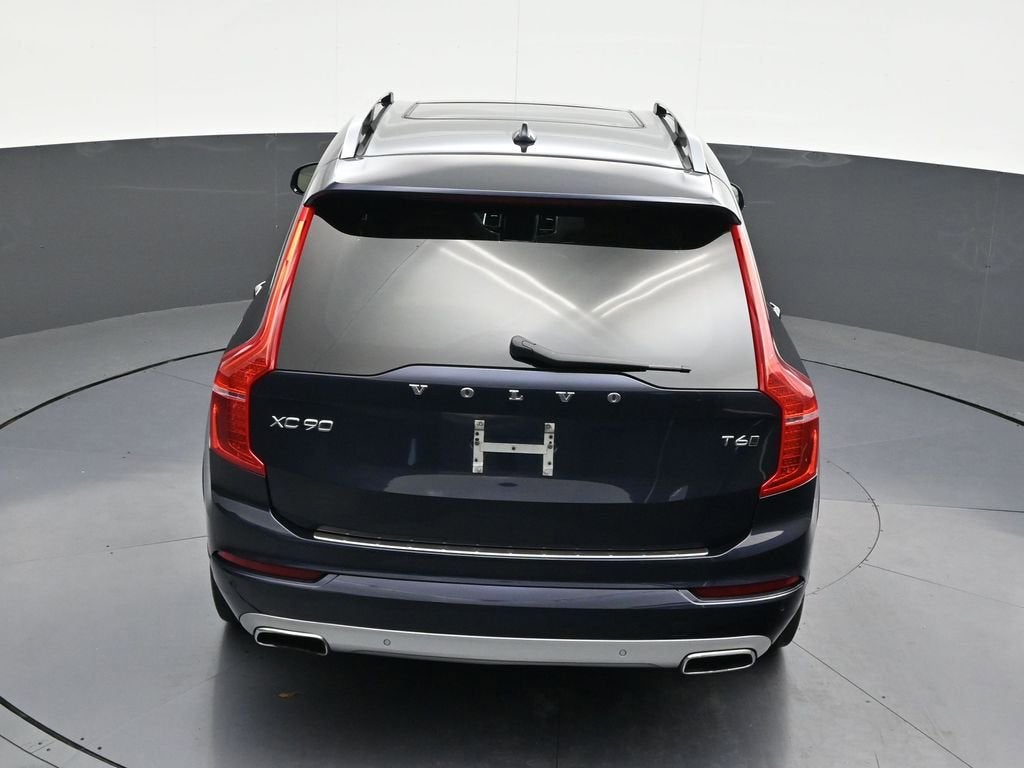 2016 Volvo XC90 T6 Momentum